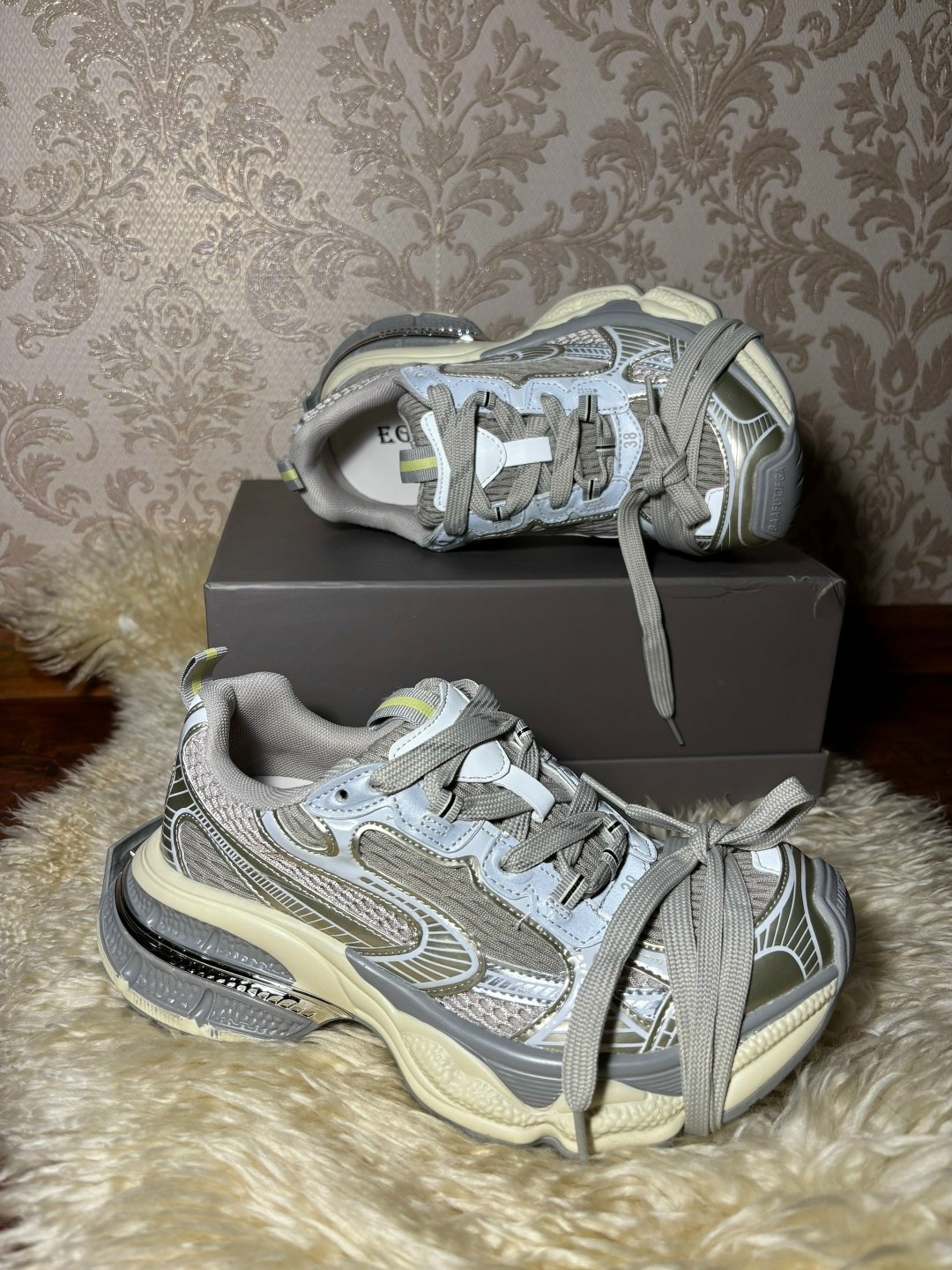 женские кроссовки balenciaga,кроссовки balenciaga,кроссовки balenciaga 3xl женские,баленсиага кроссовки женские,кроссовки спортивные мужские летние balenciaga