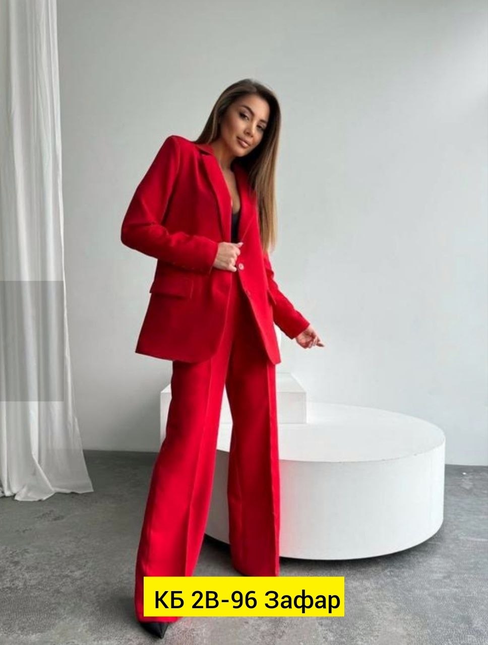 женский брючный костюм двойка,костюм женский брючный,красный брючный костюм,брючный костюм,брючный костюм двойка с жакетом