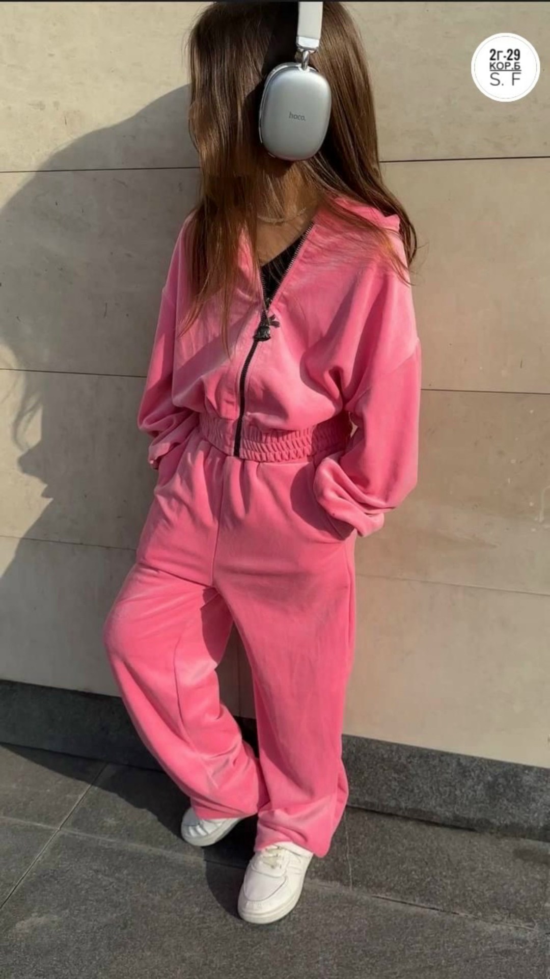 спортивные костюмы для девочек,велюровый костюм для девочки,модные костюмы,велюровый костюм для девочки спортивный капюшон,велюровый спортивная костюм