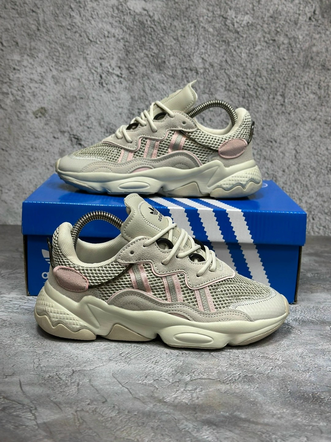 кроссовки adidas ozweego,женские кроссовки adidas ozweego,кроссовки женские adidas,кроссовки мужские adidas ozweego,adidas ozweego