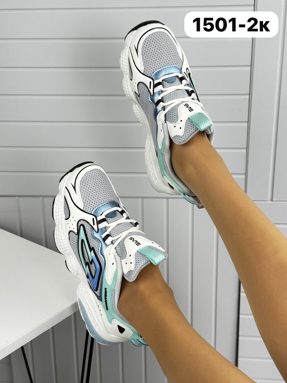 женские кроссовки,кроссовки,женские массивные кроссовки,кроссовки модные,кроссовки для женщин