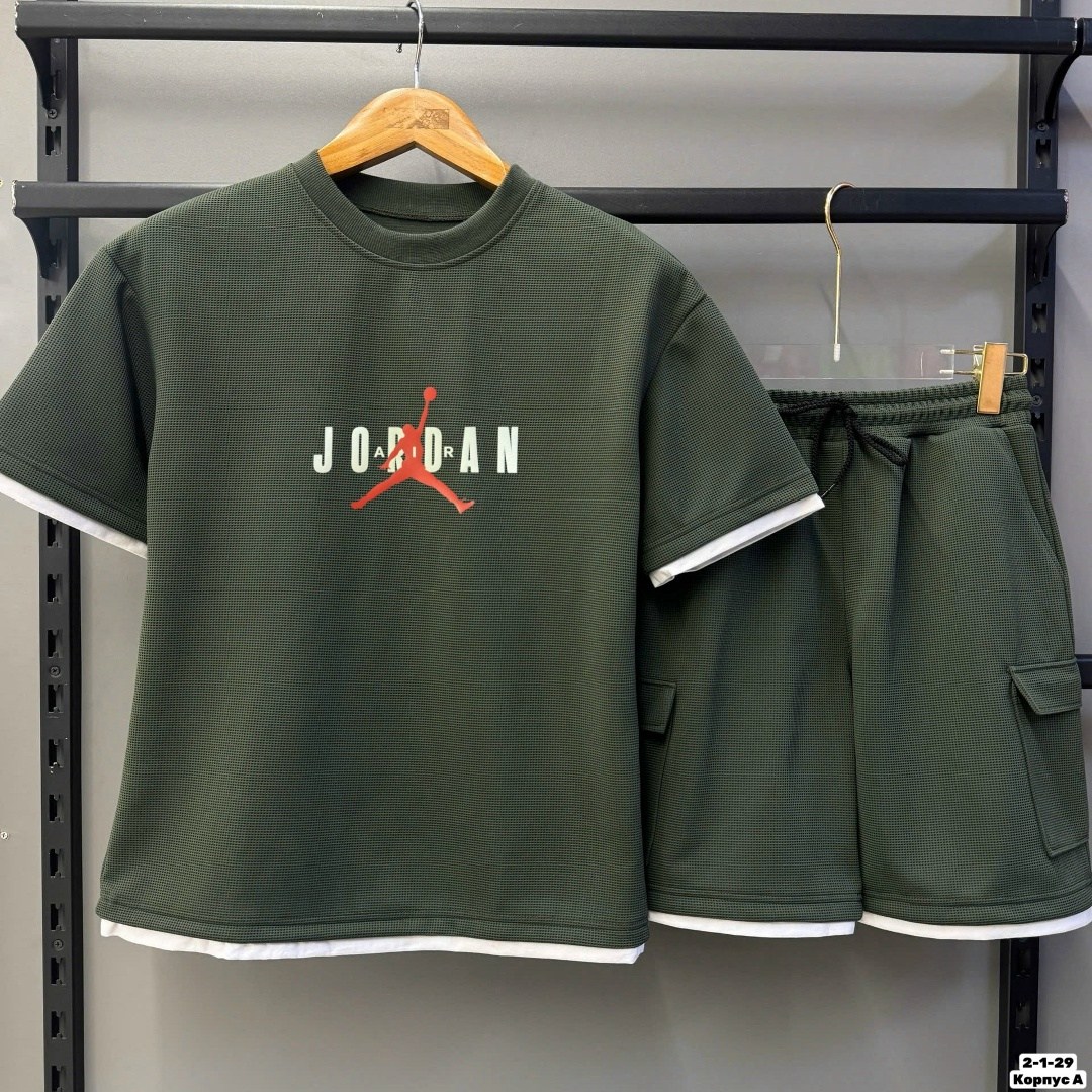 cпортивный костюм jordan,костюм футболка и шорты спортивные,костюм шорты и футболка,спортивные костюм с шортами,костюм джордан шорты и футболка