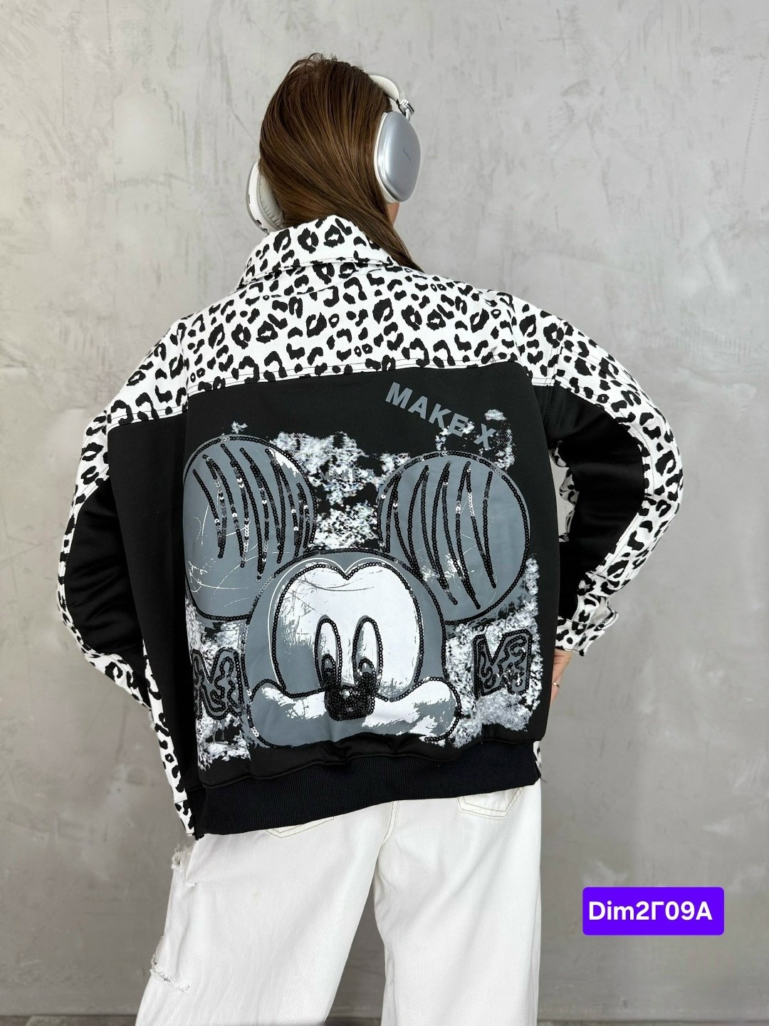 джинсовая куртка с микки маусом,джинсовка с микки маусом женские,микки маус на джинсовой куртке,микки маус на джинсовке,джинсовая куртка