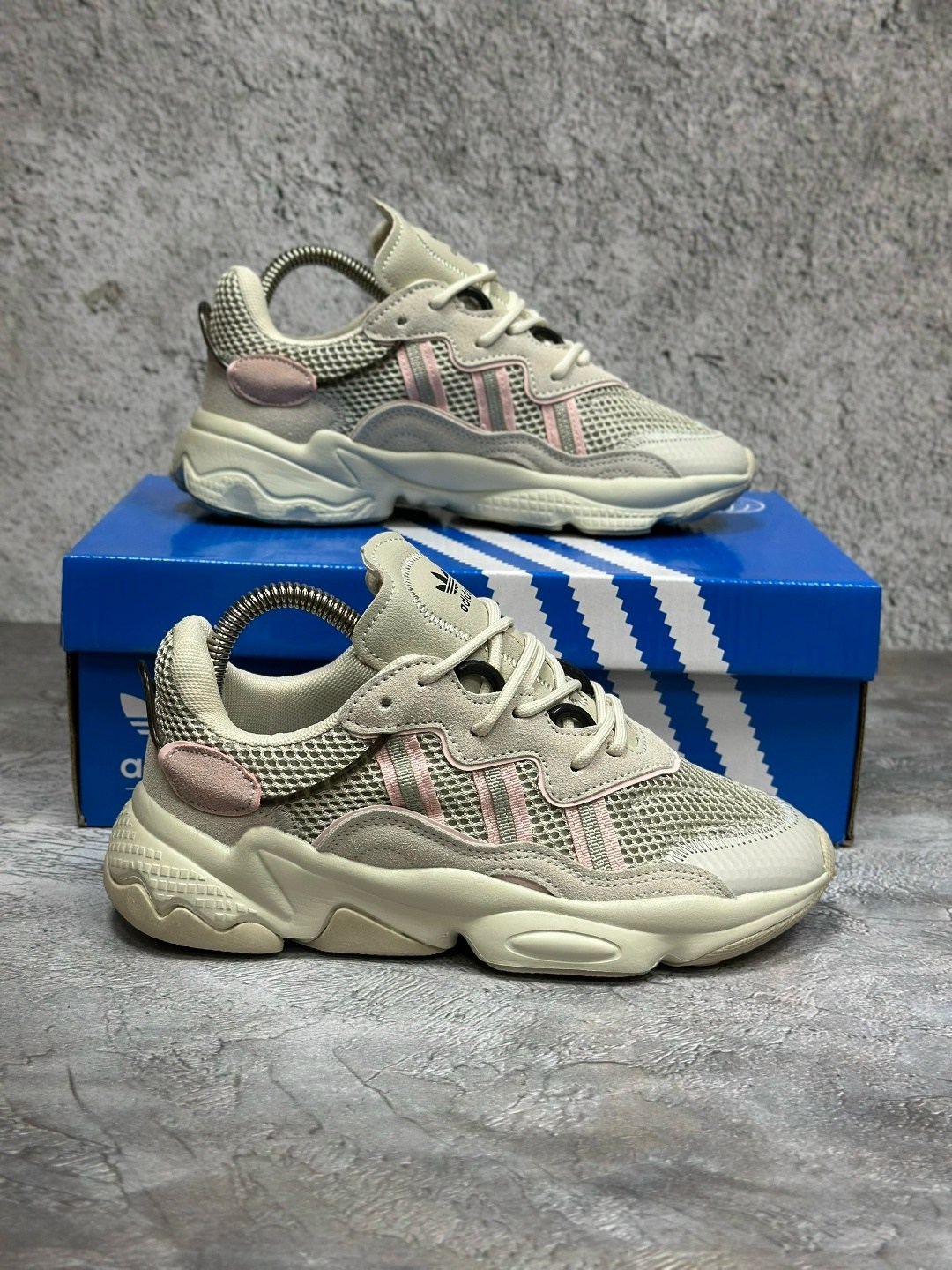 кроссовки adidas ozweego,женские кроссовки adidas ozweego,кроссовки женские adidas,кроссовки мужские adidas ozweego,adidas ozweego