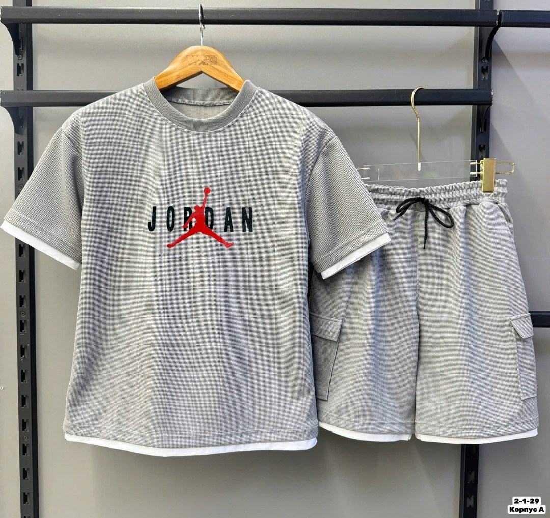 cпортивный костюм jordan,костюм футболка и шорты спортивные,костюм шорты и футболка,спортивные костюм с шортами,костюм джордан шорты и футболка