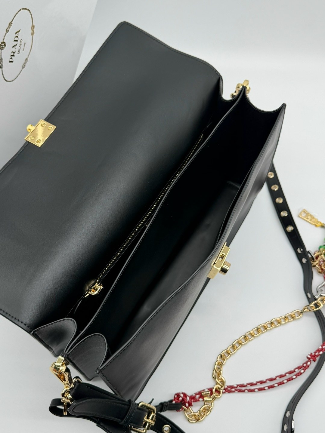 сумка,женская сумка,сумка женская prada,женская кожаный сумки,модная сумочка