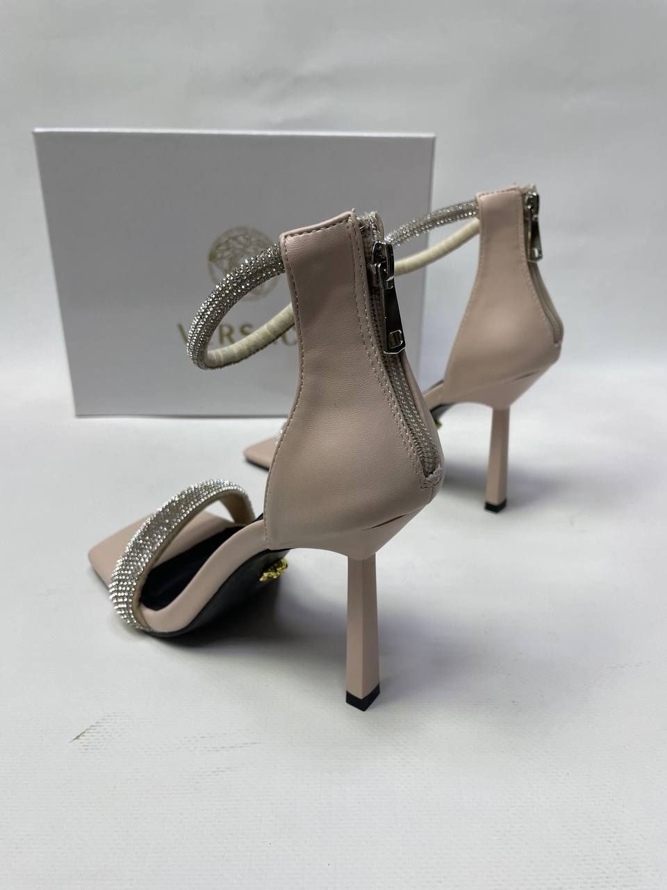 босоножки versace,босоножки версаче,,босоножки женские,модные босоножки