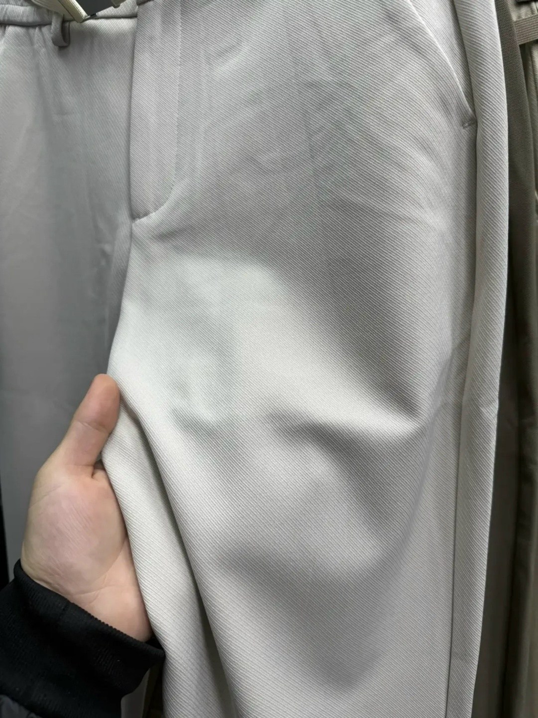 повседневные брюки,брюки прямые,классические брюки,брюки с карманами,одежда брюки