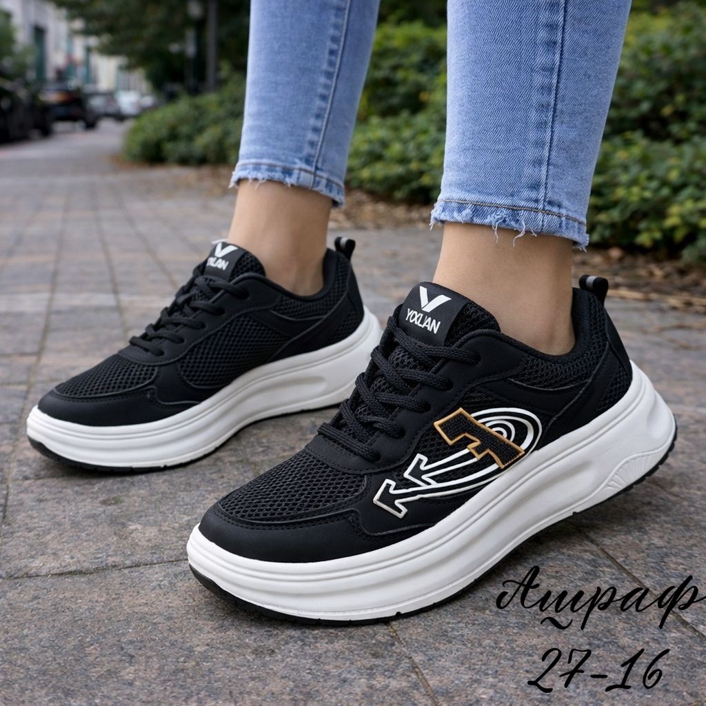 ,женские кроссовки,повседневные кроссовки,спортивная ,стильные кроссовки