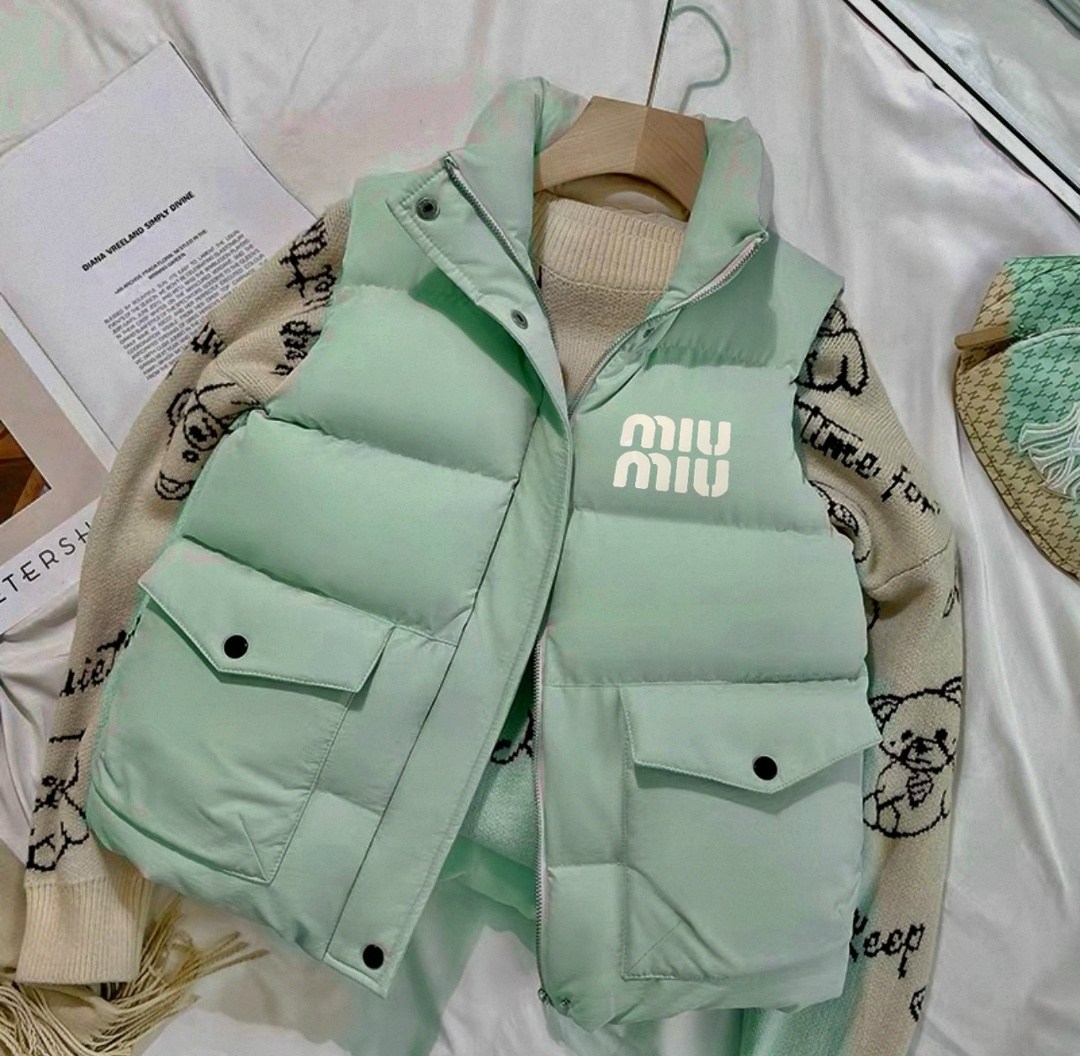 жилетка nike,жилет,теплый жилет,жилетка безрукавка,жилет женский