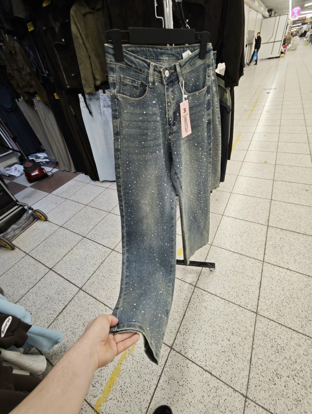 джинсы женские,джинсы со стразами,джинсы alexander wang,джинсы модные,джинсы