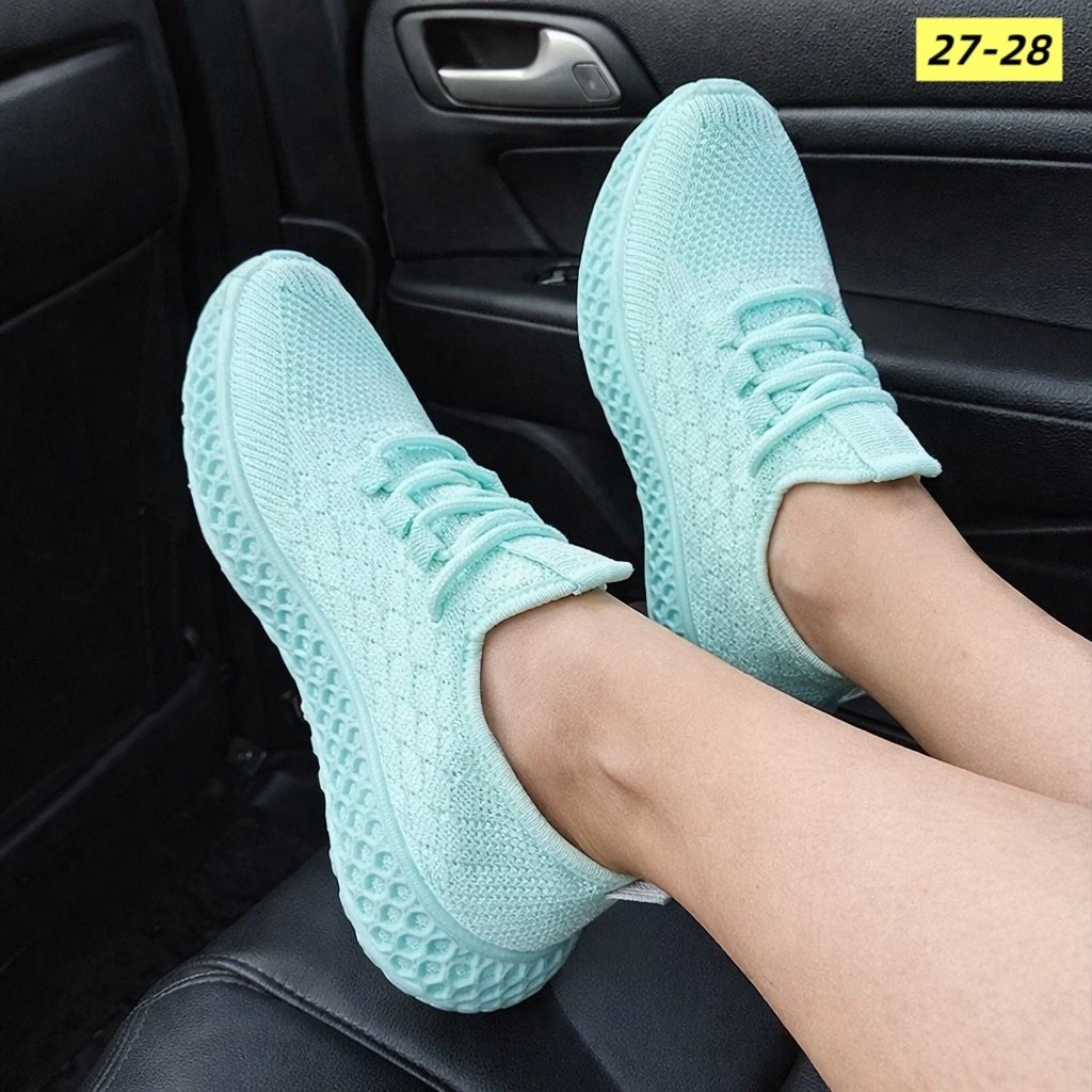 малиновые кроссовки женские,женские кроссовки,кроссовки фуксия,розовые кроссовки,изики кроссовки женские