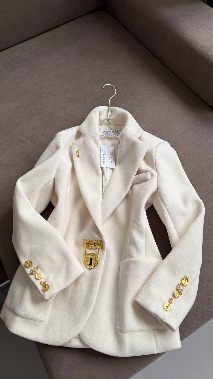 полупальто пальто,элегантные пальто,пальто модное,пальто классическое,женские пальто