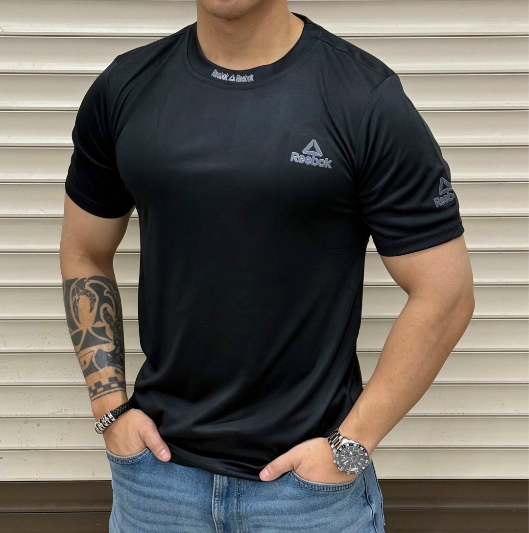 футболка мужская,футболки для мужчин,футболка,мужская черная футболка