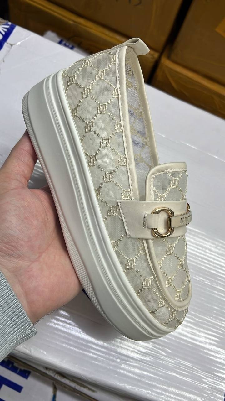 ,слипоны гуччи женские,лоферы женские gucci,туфли гуччи,гуччи лоферы