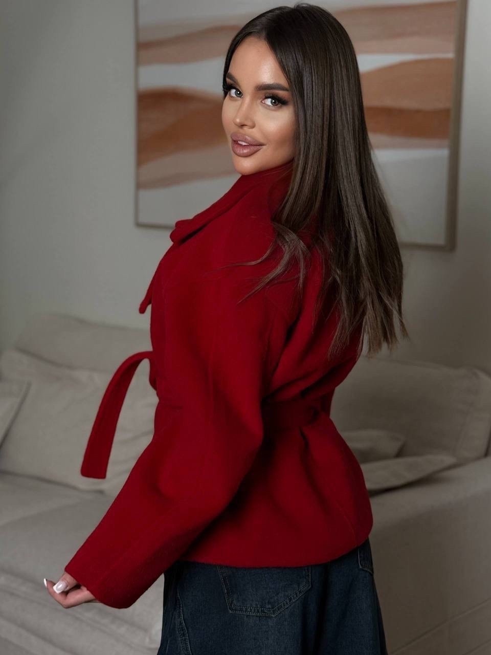 стильное пальто,полупальто женское,женская куртка,короткое пальто,пальто с поясом