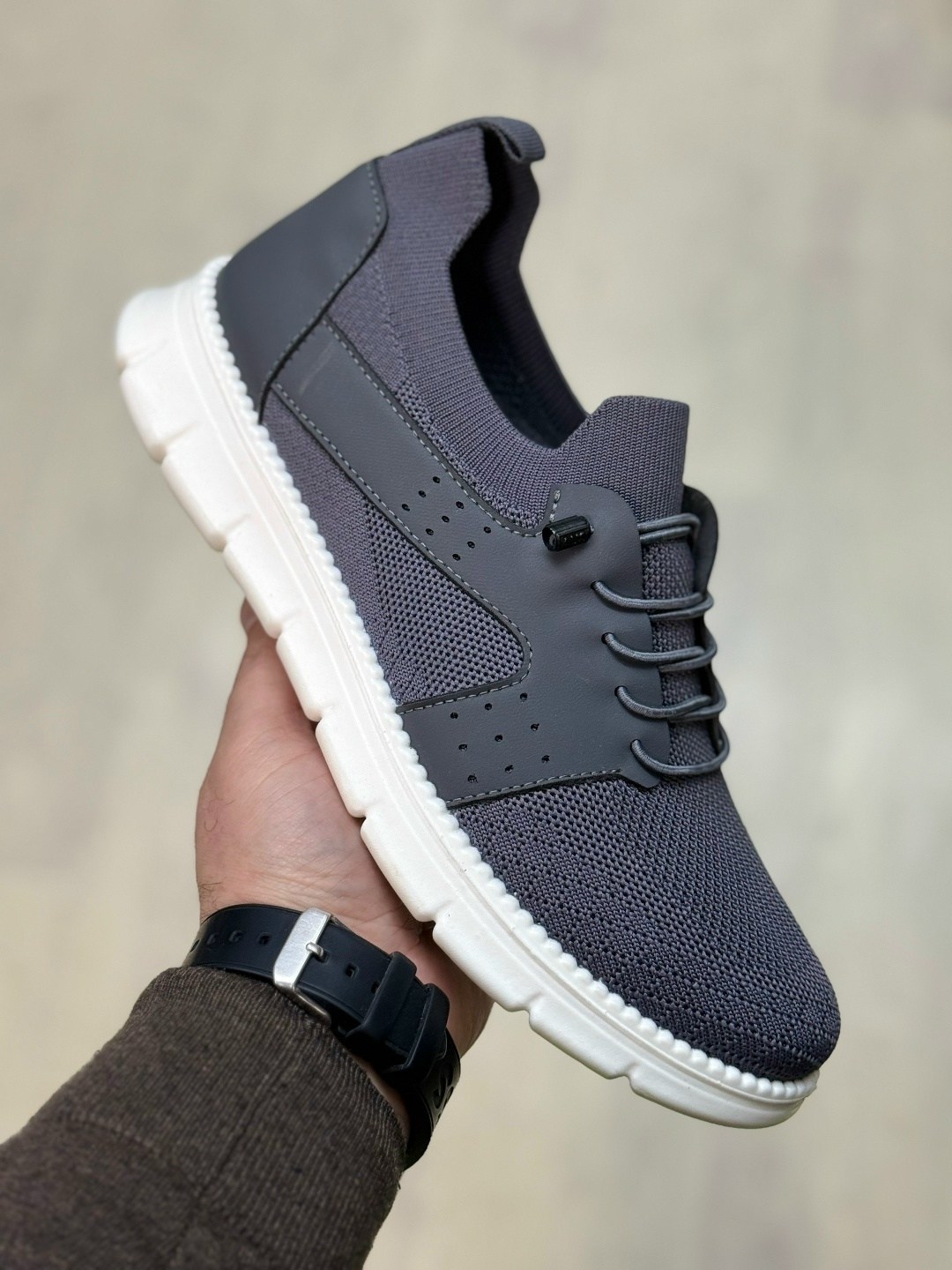 ,мужские кроссовки,спортивная ,мужская спортивная ,повседневные кроссовки