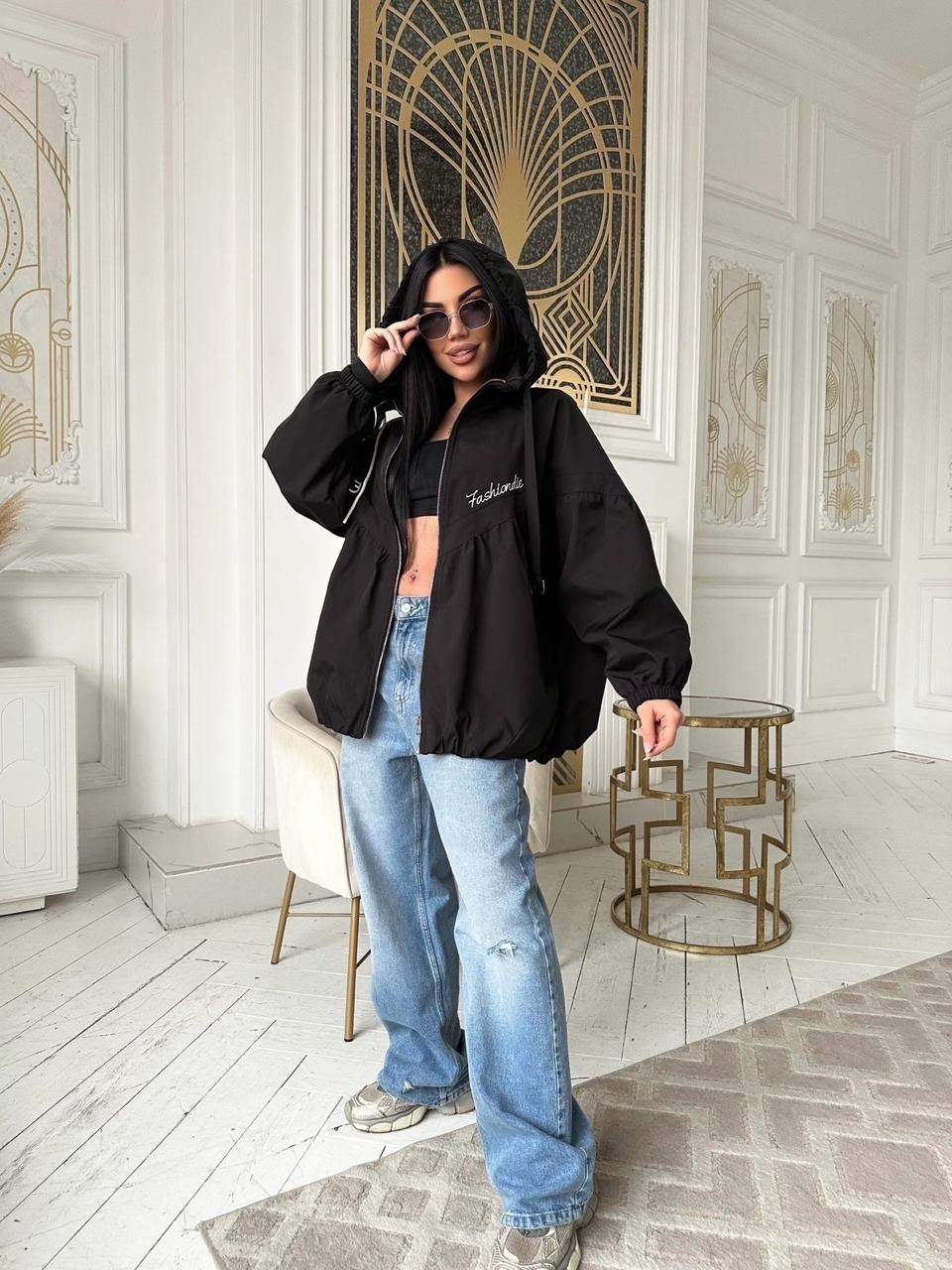 оверсайз куртка,женская куртка,стильная куртка,ветровка оверсайз с капюшоном,куртка