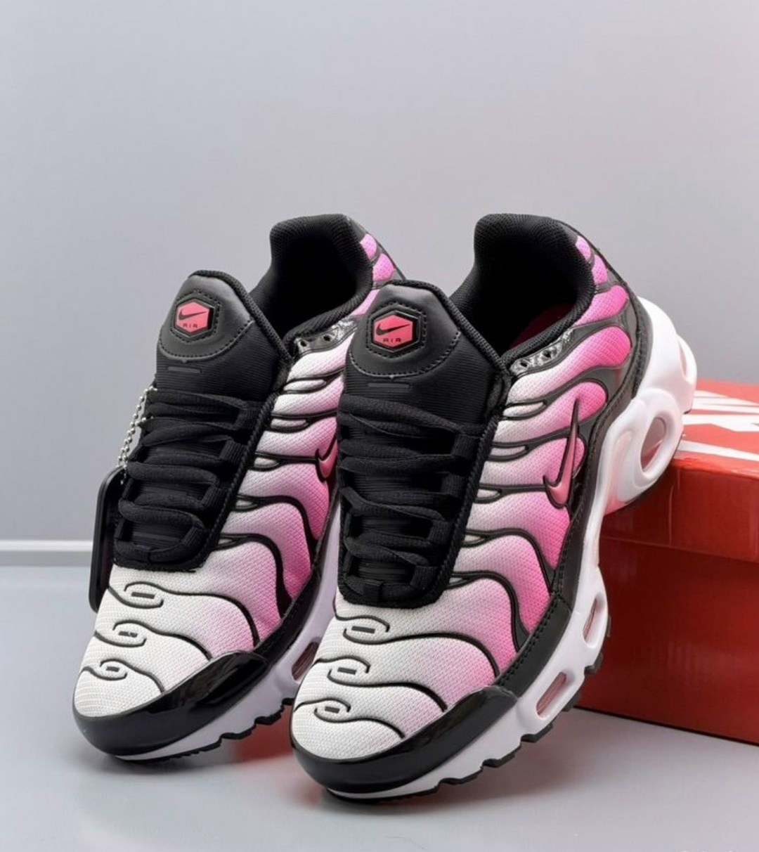кроссовки,nike air max plus tn,nike air max plus,женские кроссовки,nike air max plus tn pink