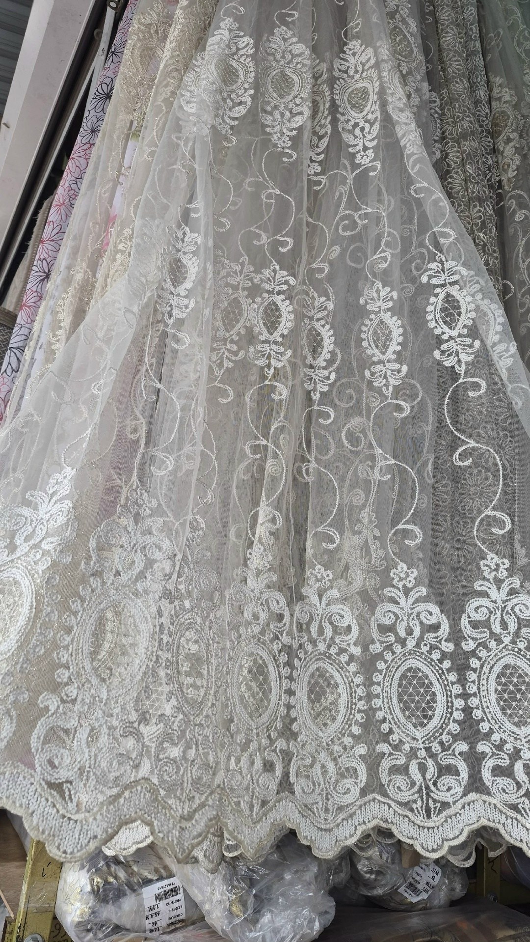турецкая тюль сетка с вышивкой,тюль с вышивкой,тюль,тюль сетка вышивка "праздник" высота 300 см,сетка с вышивкой