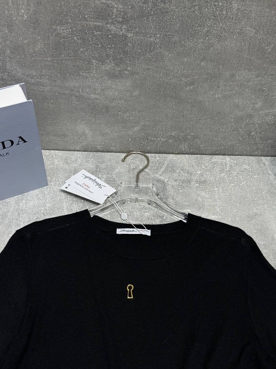 черный джемпер,футболки для женщин,футболки женская,футболка,трикотажная футболка