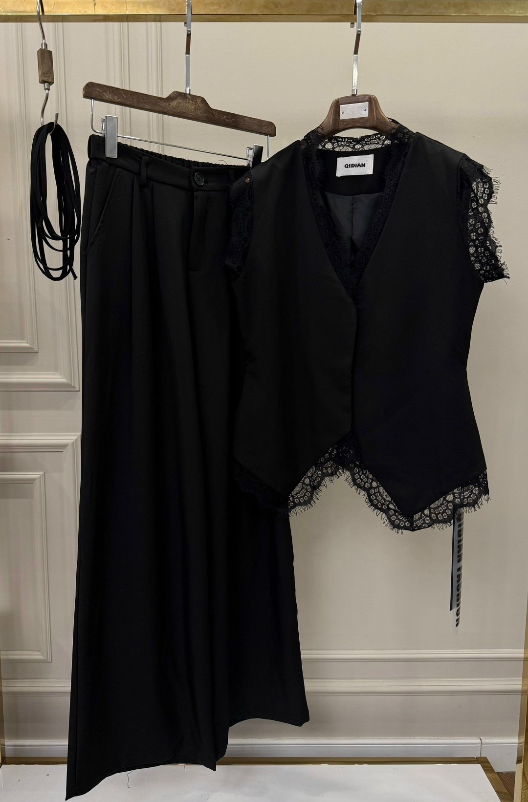 пижама тройка из натурального шёлка mia-amore fellini 3916 пудра,пижамный женский комплект с брюками mia-amore "windsor" 3886 пудра,пижама из натурального шелка с кружевом mia-amore windsor 3886 пудра