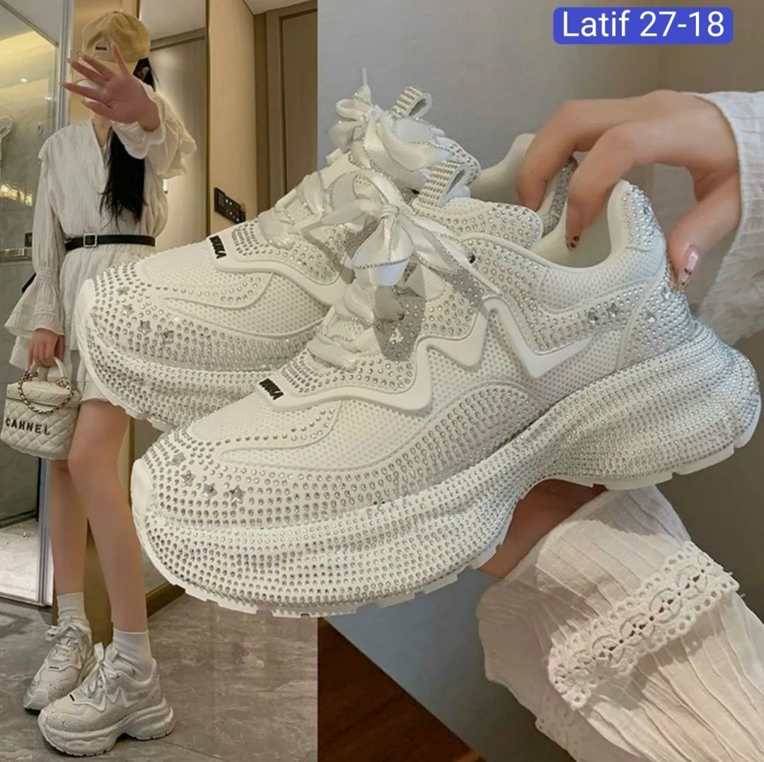 женские кроссовки,массивные кроссовки женские,кроссовки,женские кроссовки на платформе,кроссовки женские модные