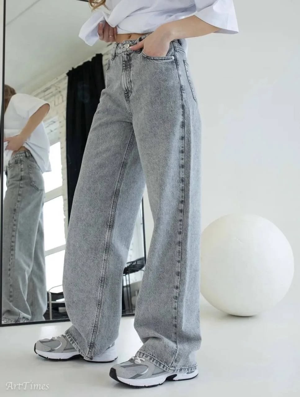 брюки джинсы,широкие джинсы,серые джинсы широкие,джинсы труба,джинсах