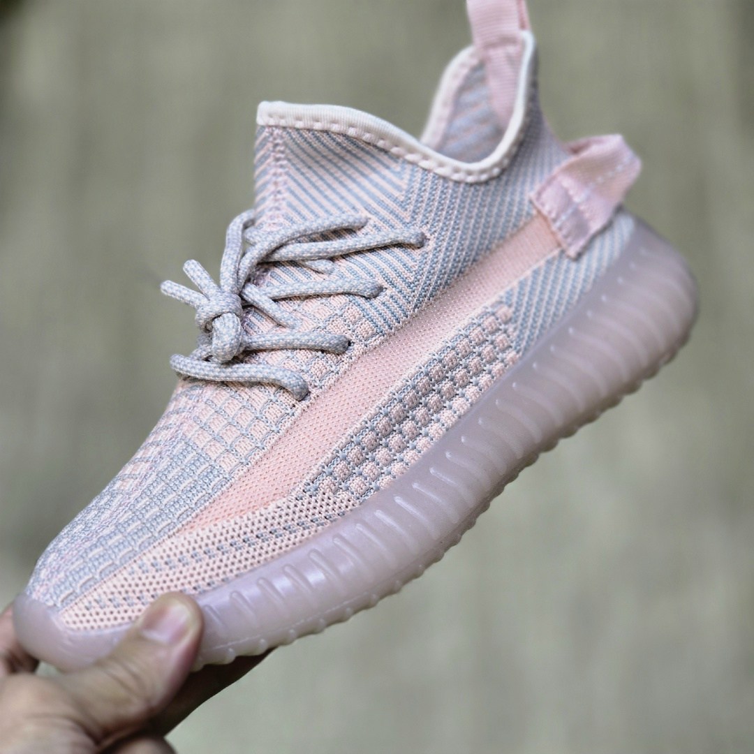 кроссовки,кроссовки женскиe,кроссовки изи,кроссовки ,кроссовки изики