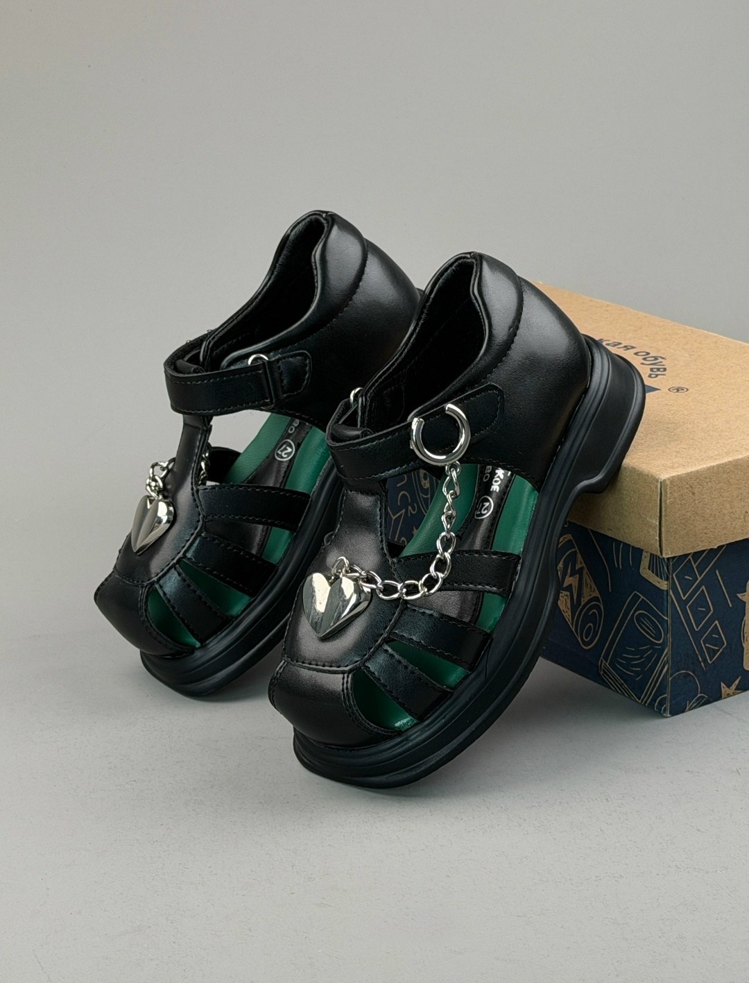 ,детские босоножки,детские сандалии,сандалии,босоножки сандали