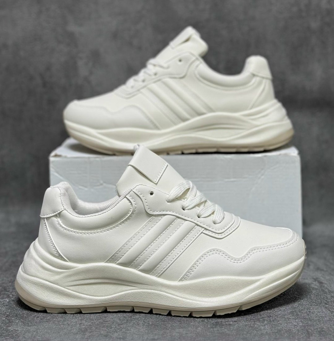 кроссовки adidas,женские кроссовки,кроссовки натуральные,кроссовки,