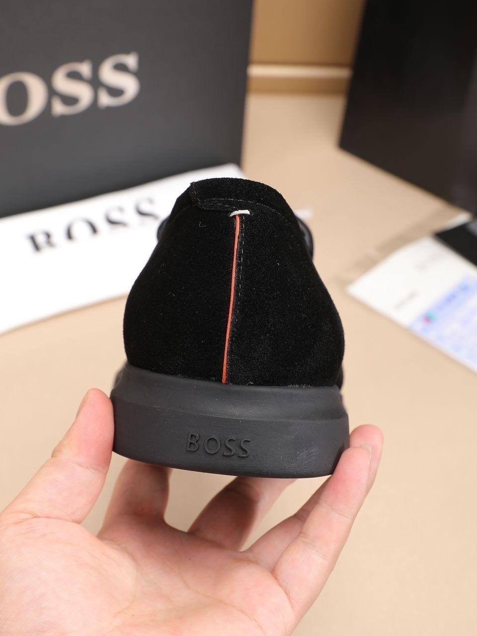 hugo boss замшевые лоферы embossed logo - black,hugo boss замшевые лоферы,лоферы мужские hugo boss модель 711652,лоферы зимние мужские hugo boss модель 781028,мужские лоферы hugo boss