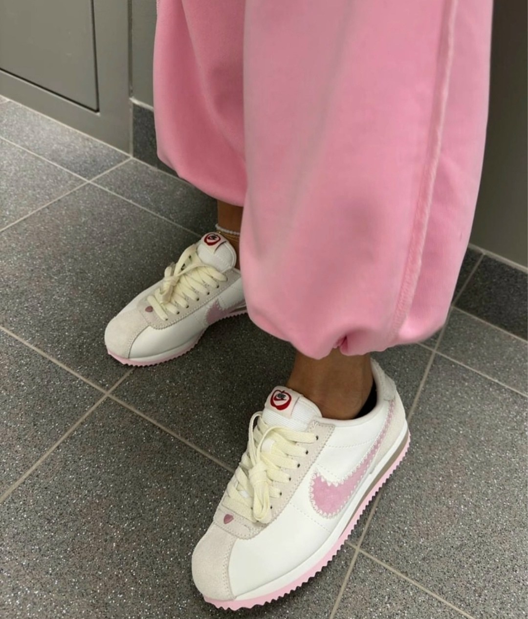 кроссовки nike cortez,кроссовки nike cortez женские,,кроссовки кортес nike розовый,кроссовки женские nike