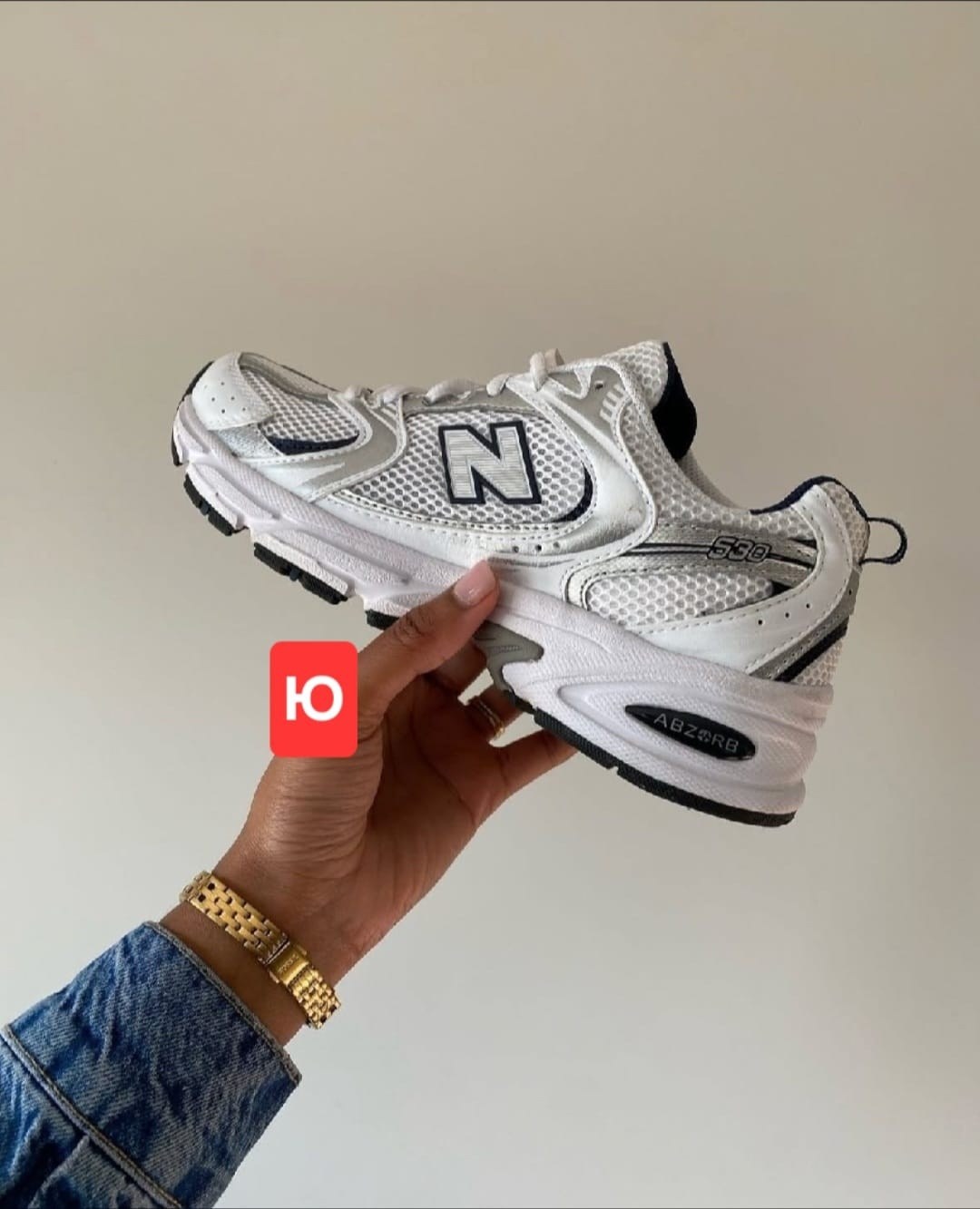 кроссовки белые летние new balance 530,кроссовки new balance 530 white silver,образы с кроссовками new balance 530,кроссовки женская new balance 530,new balance белые кроссовки 530 для женщин