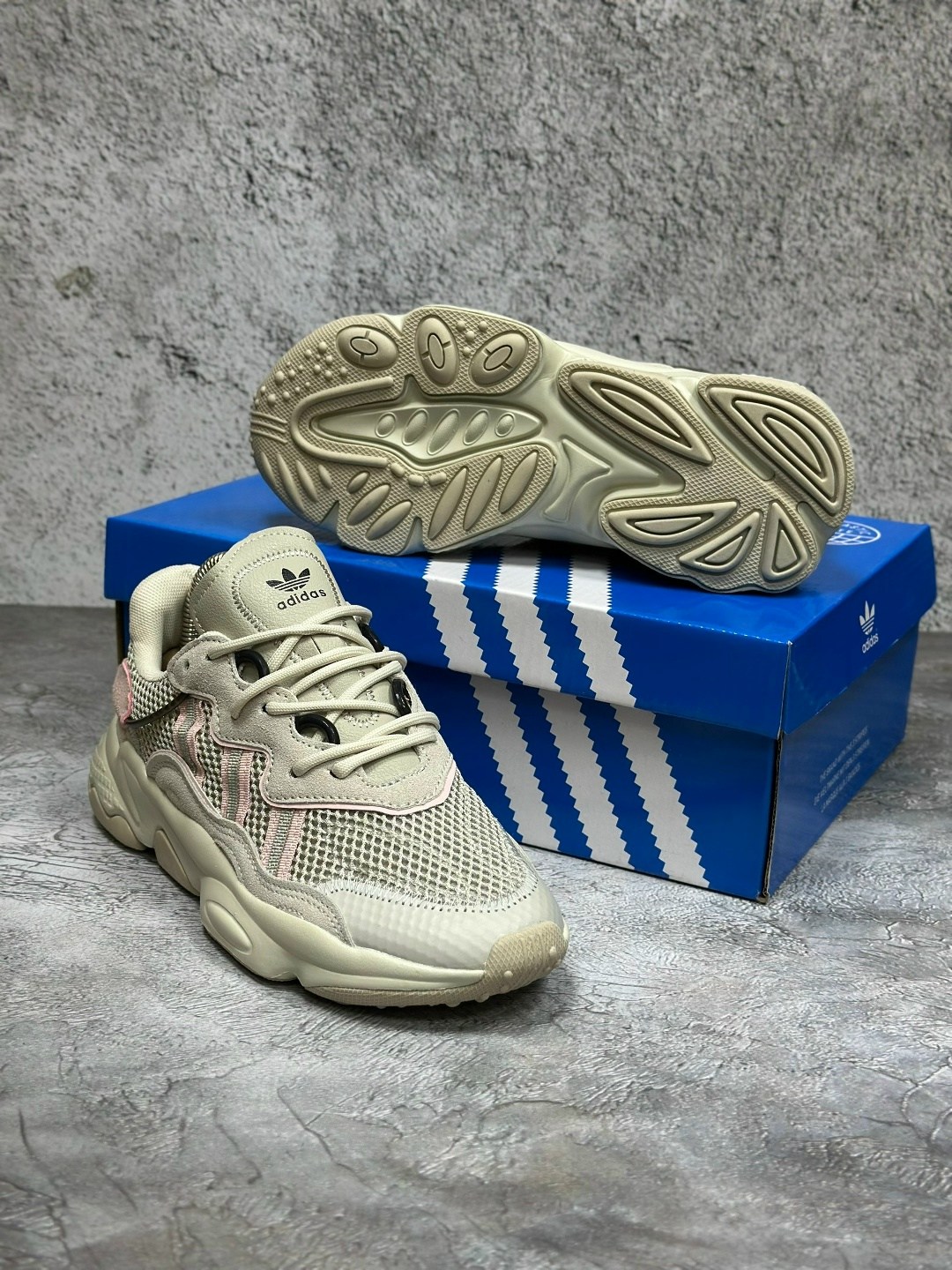 кроссовки adidas ozweego,женские кроссовки adidas ozweego,кроссовки женские adidas,кроссовки мужские adidas ozweego,adidas ozweego