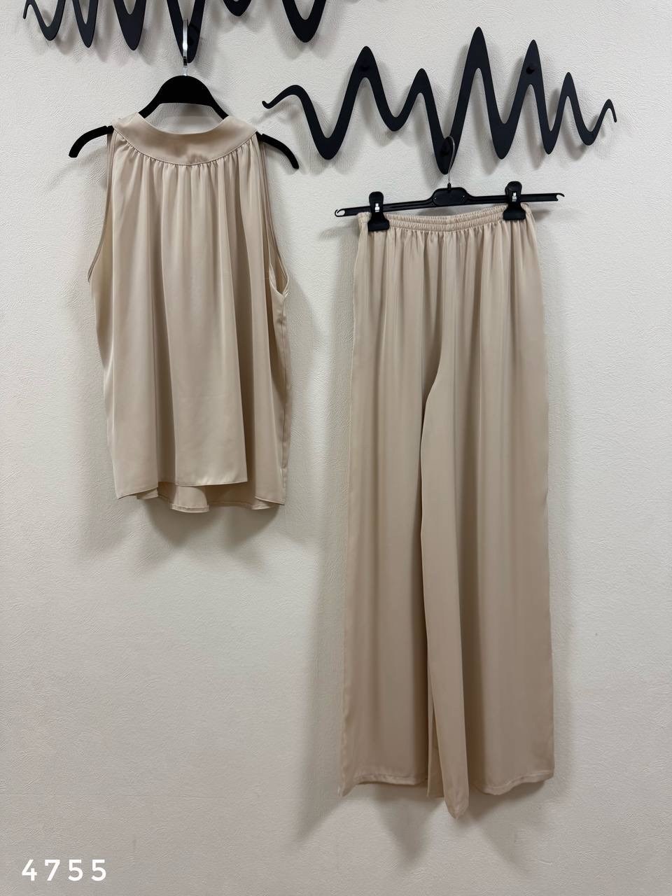 атласный костюм,атласные брюки,стильные наряды,женская мода