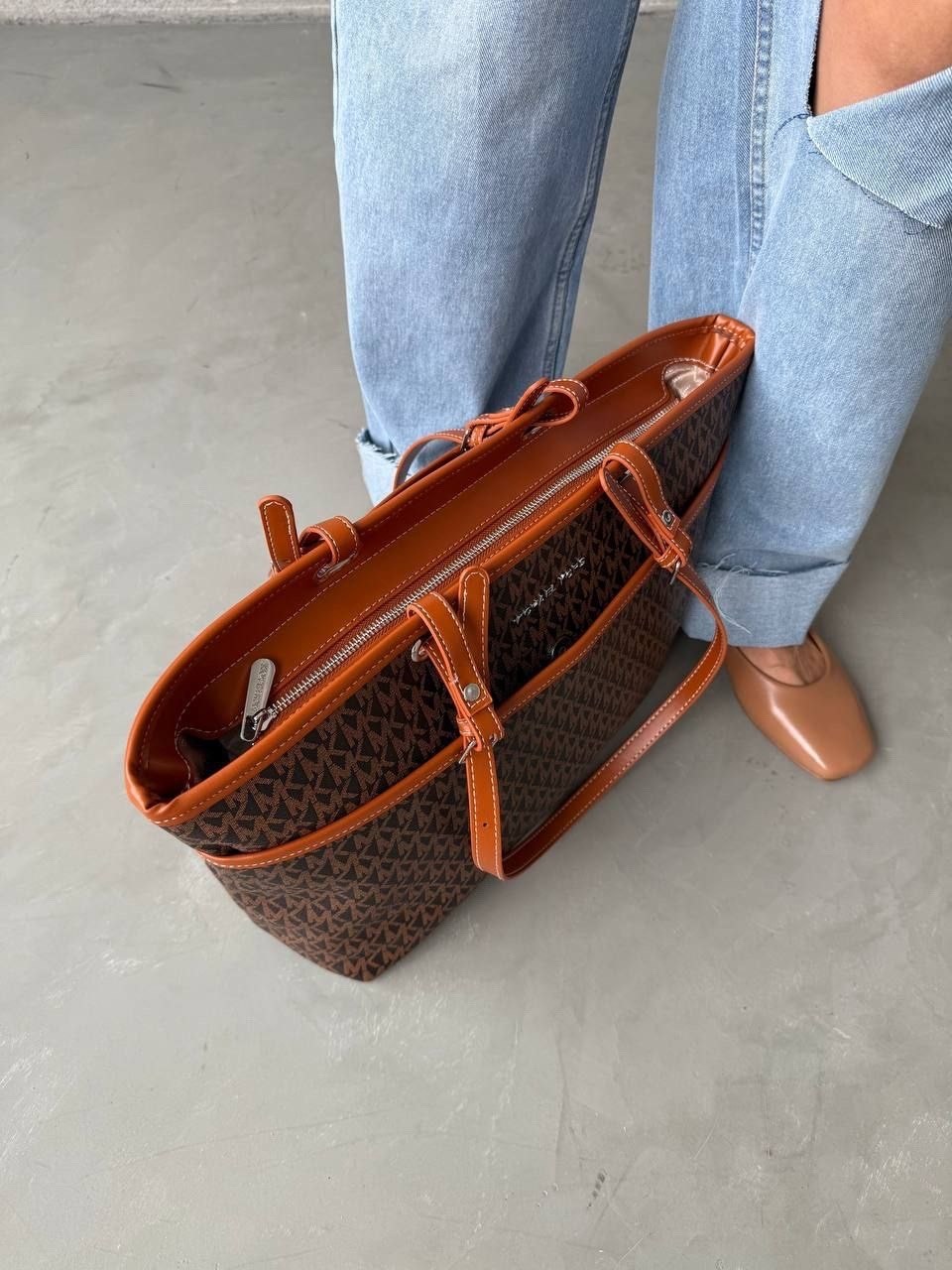 michael kors сумка шоппер,сумка тоут michael kors,большая сумка шоппер,сумка на плечо шоппер michael kors,сумка шоппер