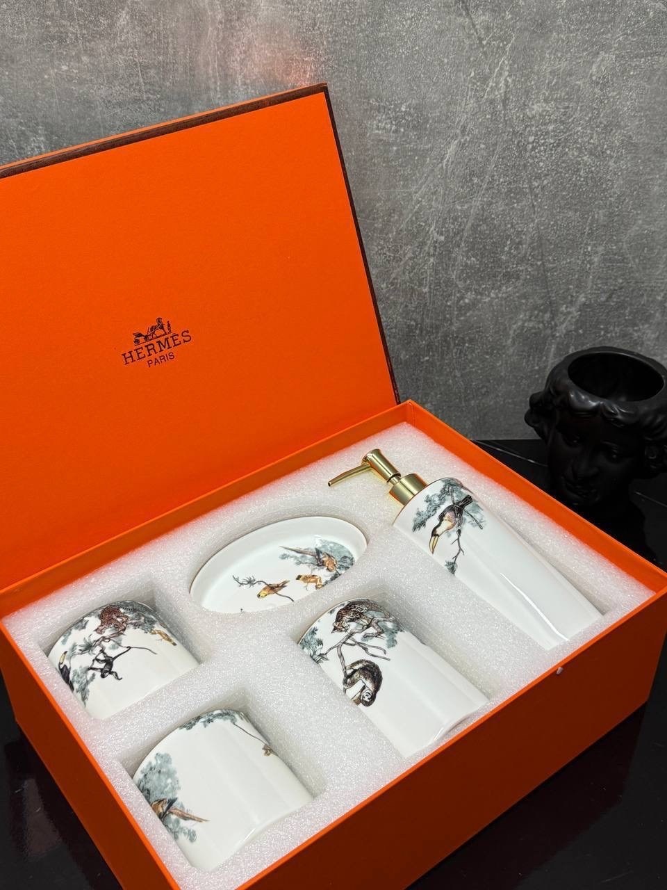 набор для ванны hermes,гермес наборы для ванной,набор для ванной,аксессуары для ванной набор,набор аксессуаров для ванной комнaты