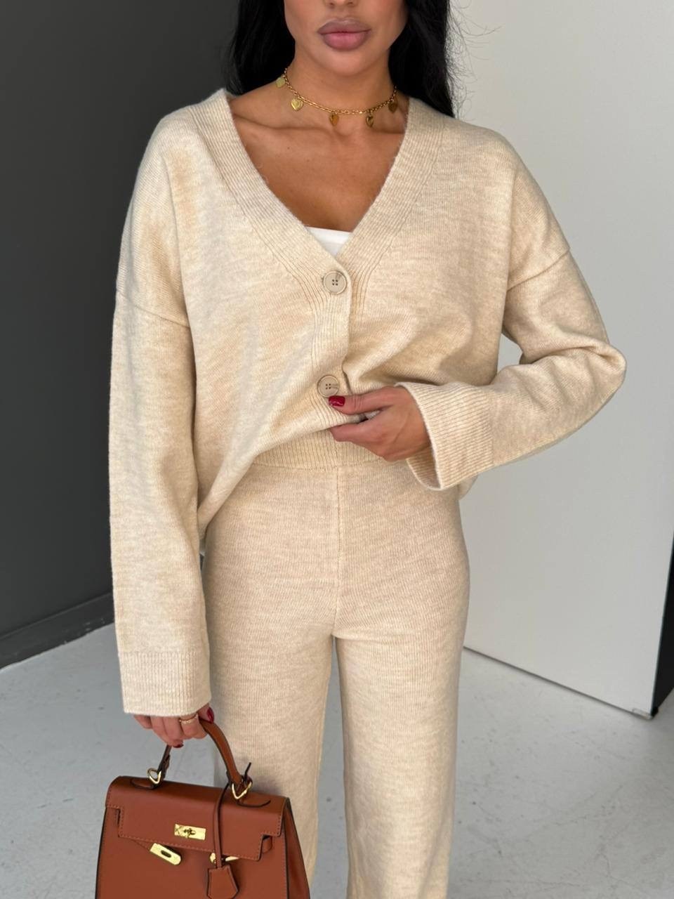 белый кардиган,вязаные кардиганы,стильные костюмы,кардиган,женские кардиганы