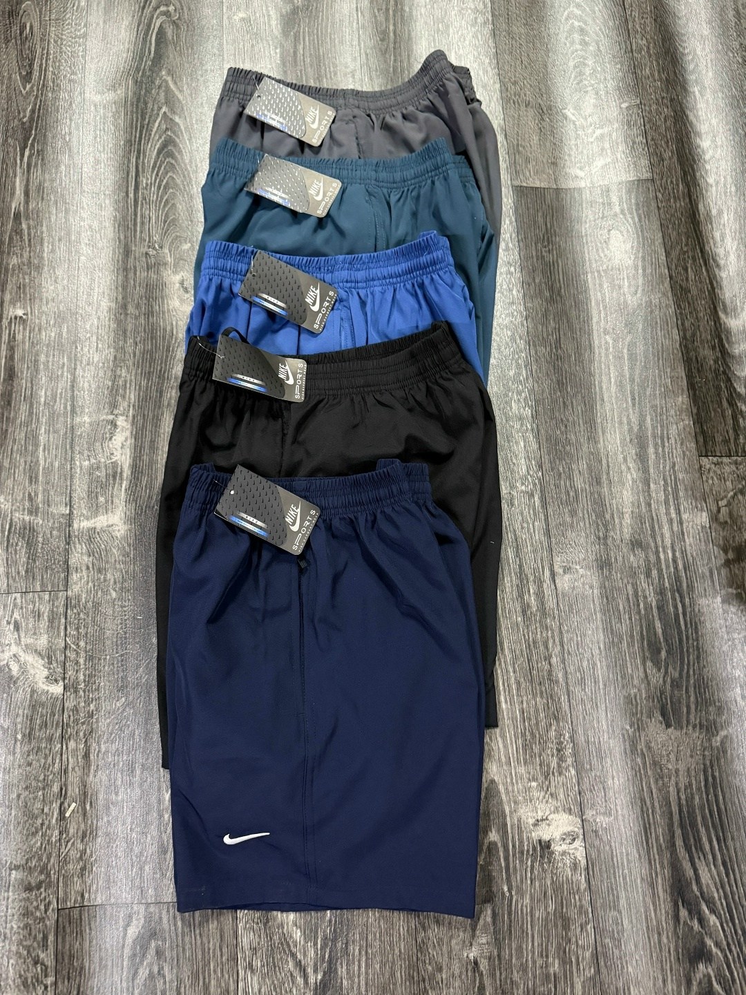 мужские шорты,шорты мужские nike,спортивные шорты,шорты для бега,мужские спортивные шорты