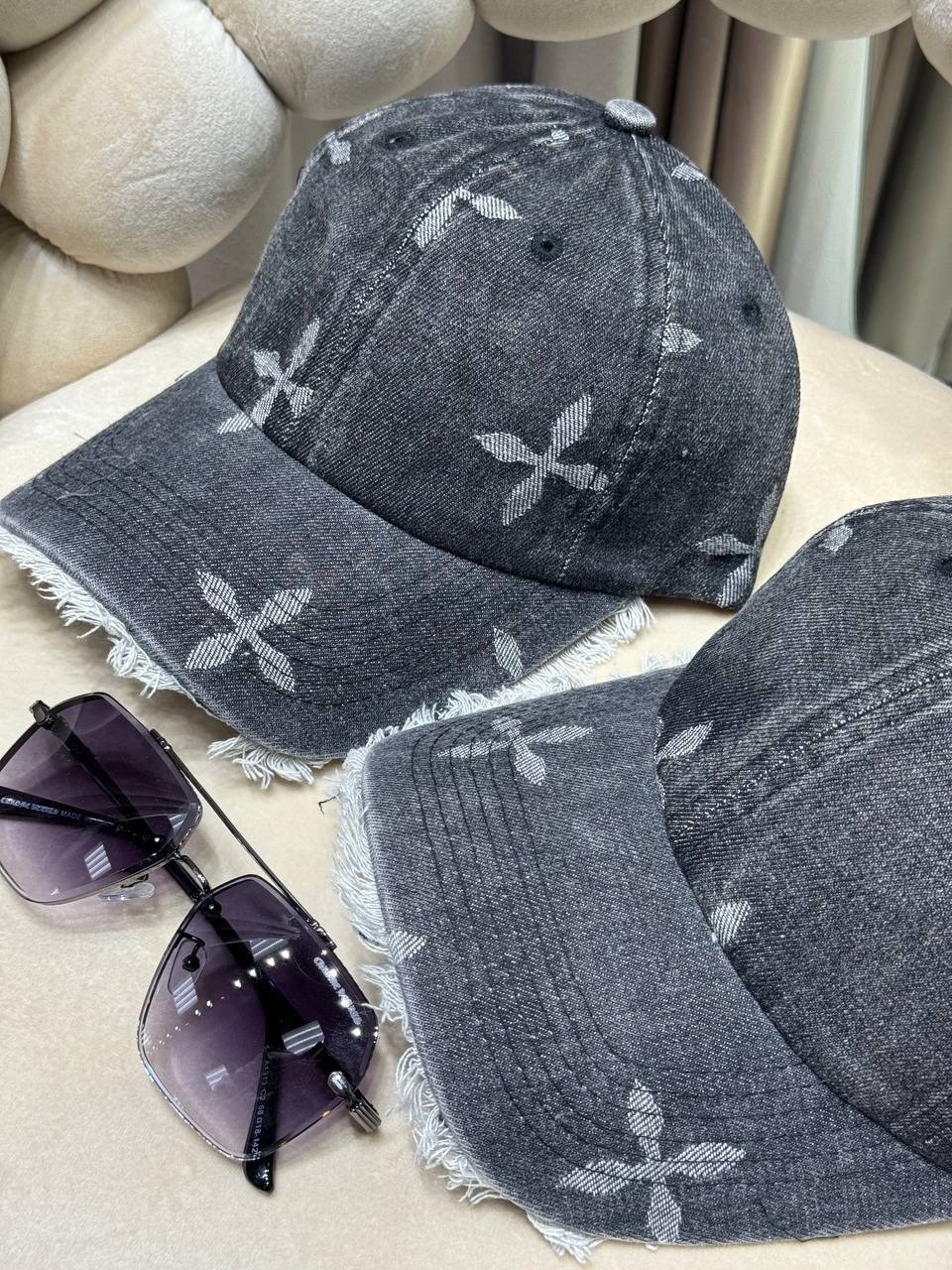 кепка стильная,кепка базовая,мода модная,кепка