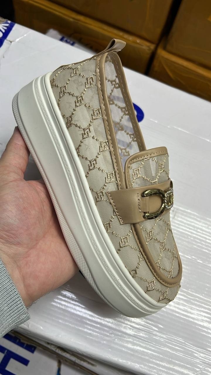 ,слипоны гуччи женские,лоферы женские gucci,туфли гуччи,гуччи лоферы