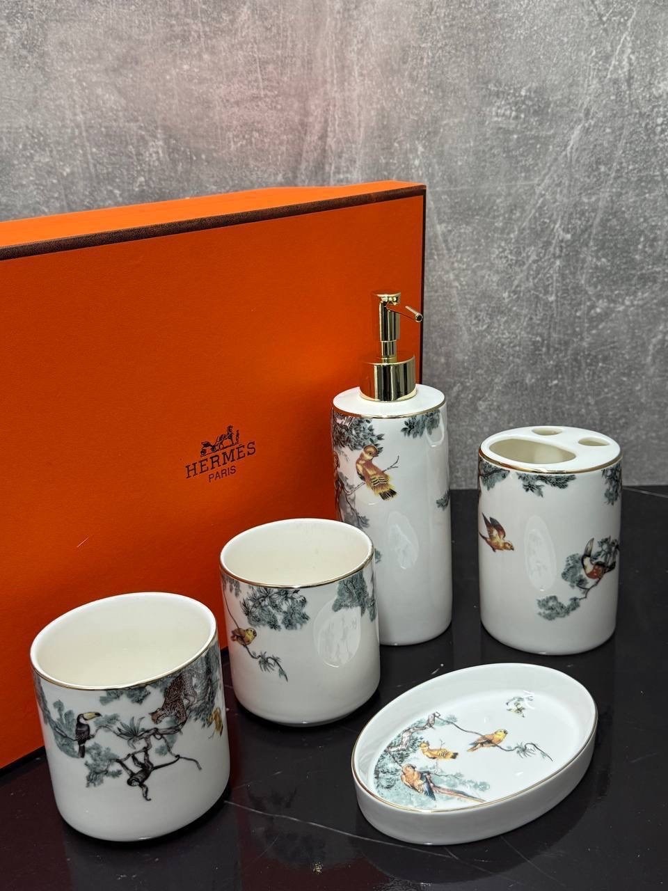 набор для ванны hermes,гермес наборы для ванной,набор для ванной,аксессуары для ванной набор,набор аксессуаров для ванной комнaты