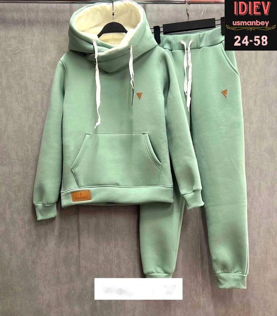 женский костюм на флисе,костюм спортивный женский,,костюм женский,спортивный костюм