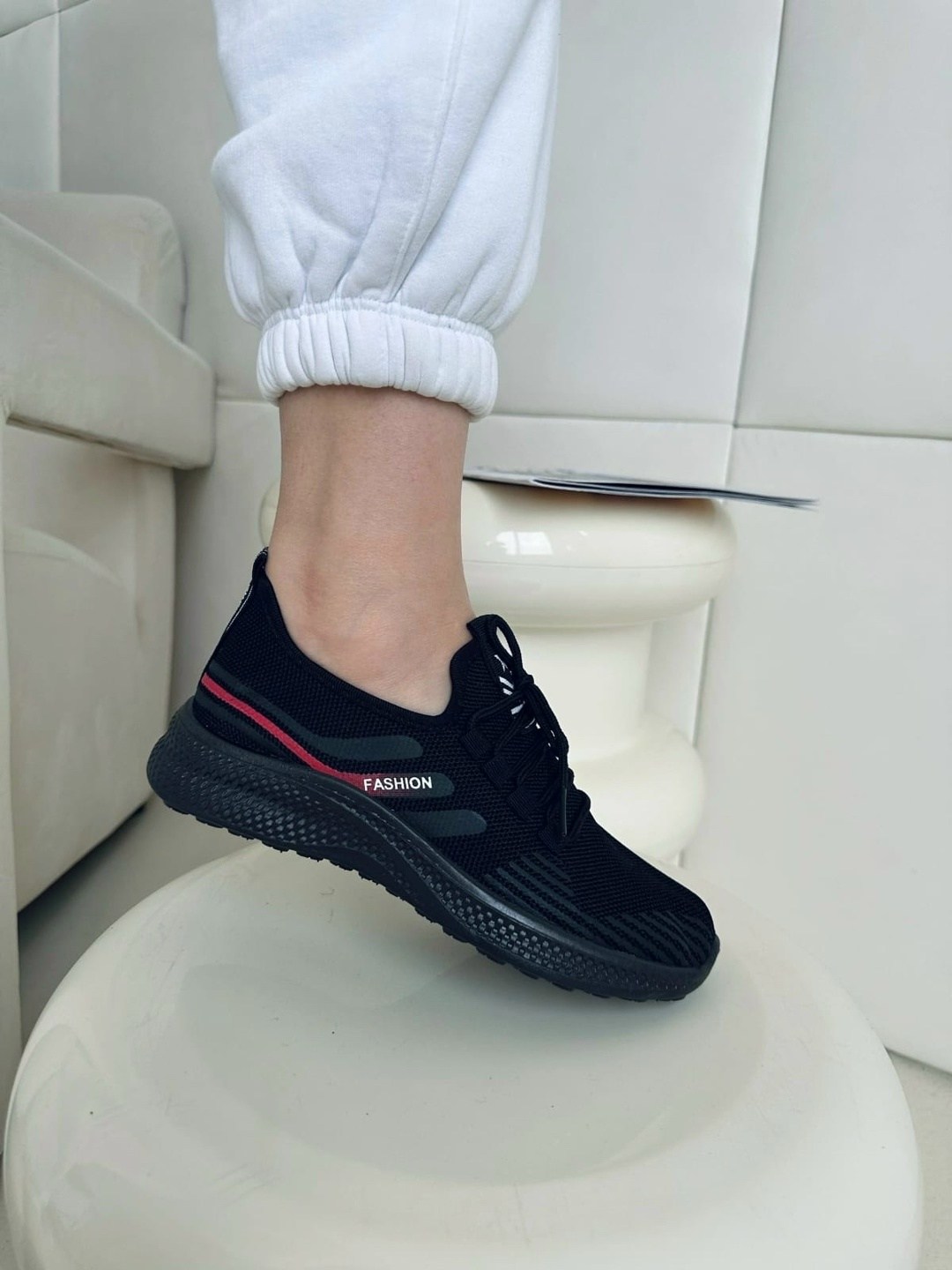 ,кроссовки женскиe,кроссовки удобные,спортивная ,летние кроссовки