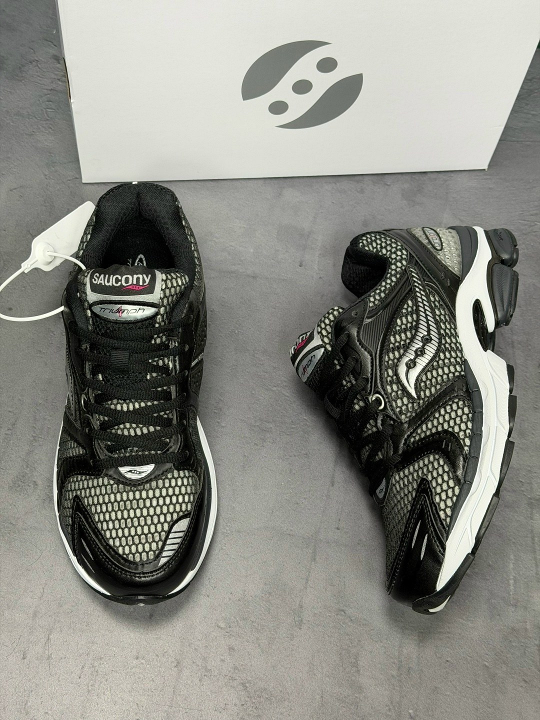 saucony progrid triumph 4,кроссовки saucony progrid triumph 4,saucony кроссовки,saucony progrid triumph 5,кроссовки