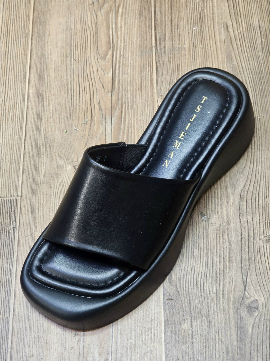 ,женские шлепанцы,шлепки женские,шлепки на платформе,шлепанцы на платформе