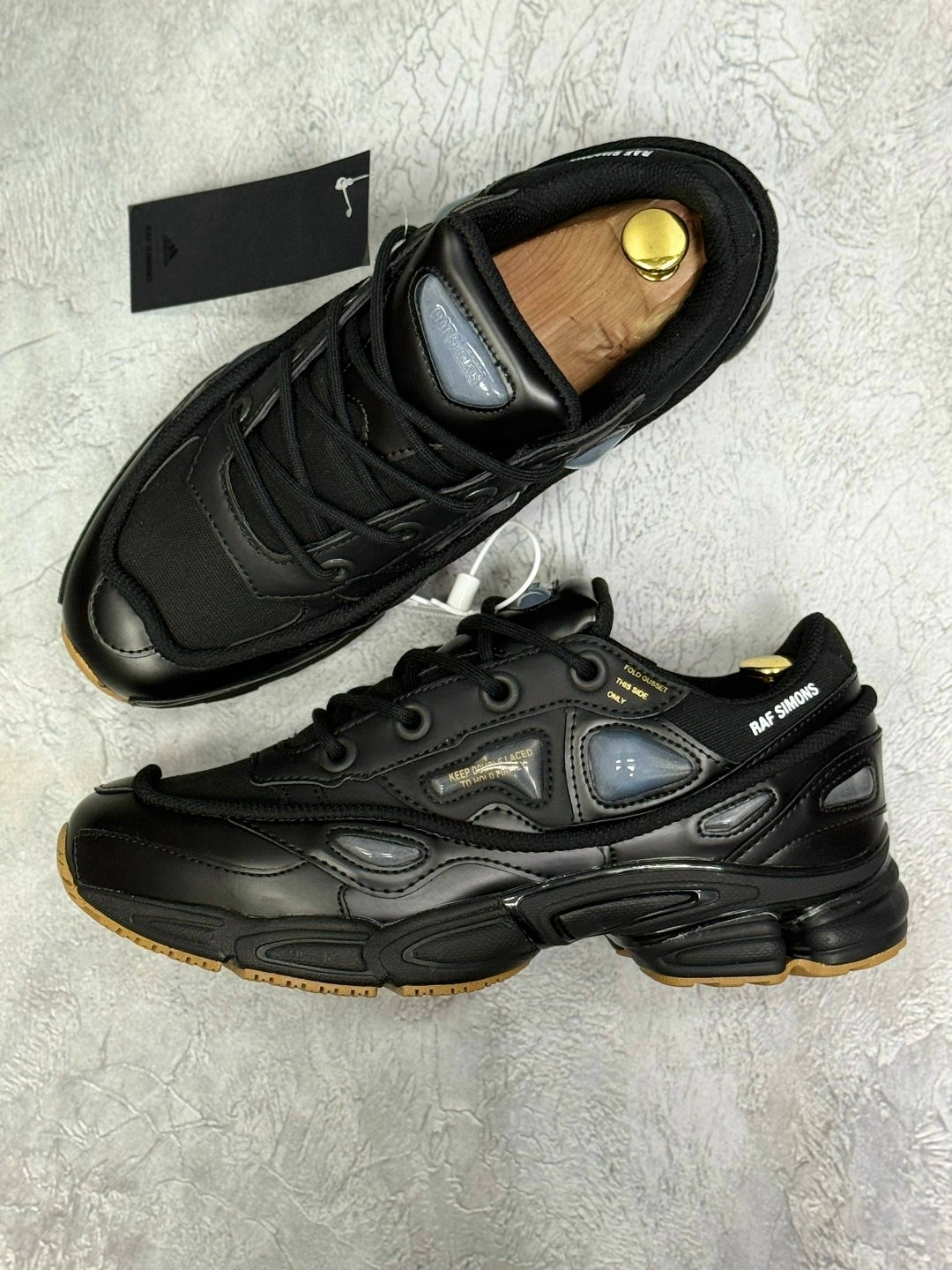 adidas raf simons ozweego 3,кроссовки adidas raf simons x ozweego 3 black corn черный,adidas raf simons x ozweego 3 black corn bb6741,adidas raf simons ozweego,adidas raf simons ozweego black bunny