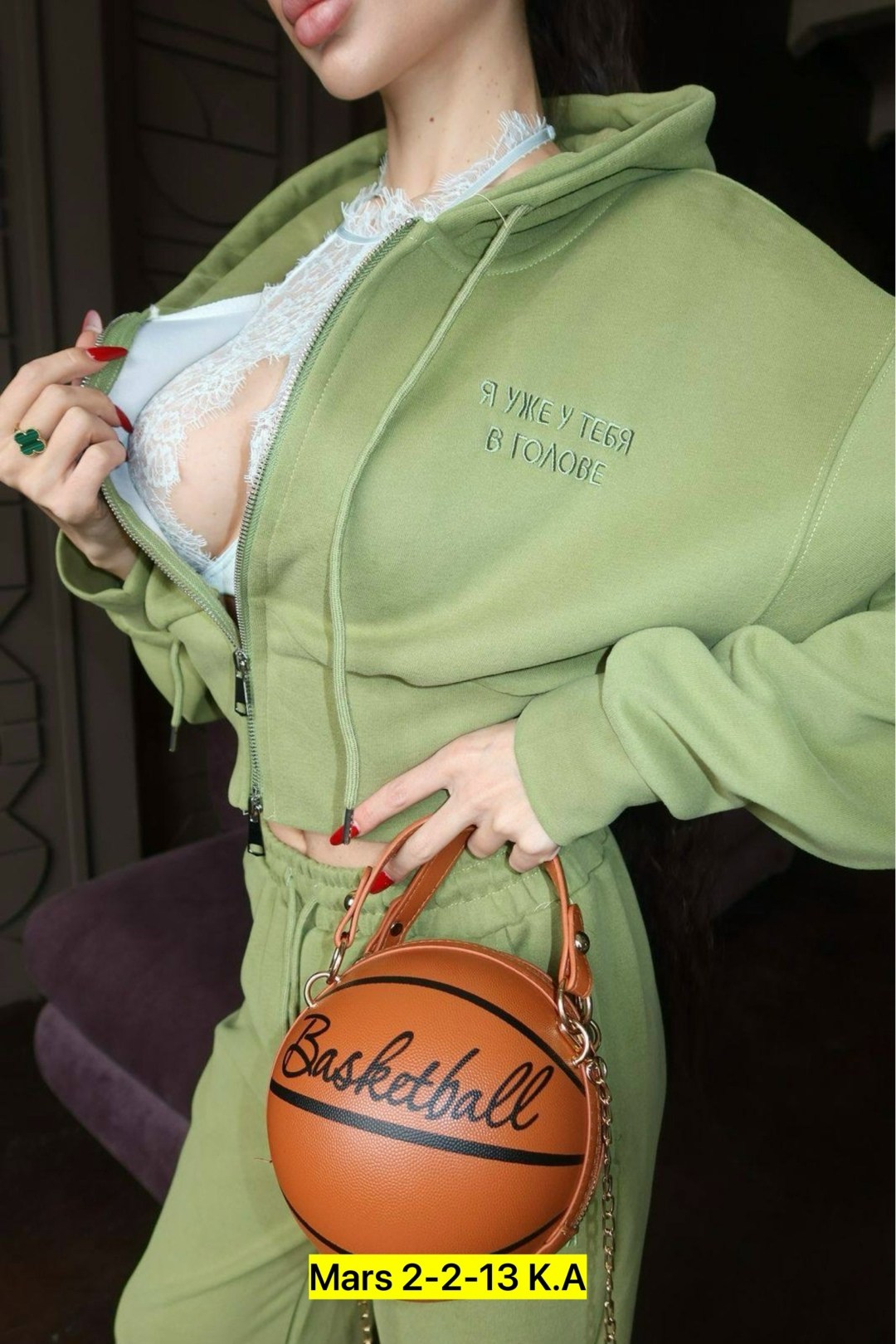 костюм бежевый,женский костюм,стильный костюм,кашемировый костюм,костюм спортивный