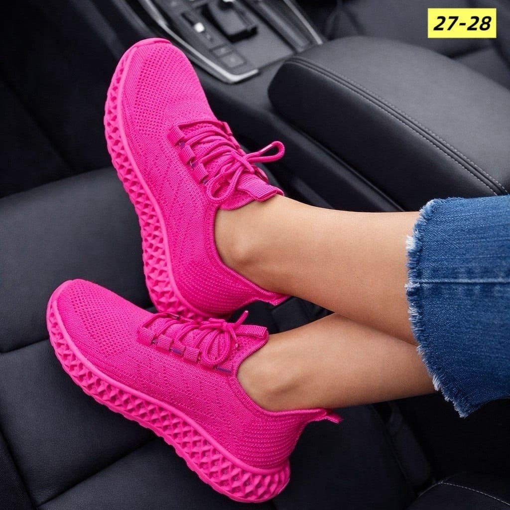 малиновые кроссовки женские,женские кроссовки,кроссовки фуксия,розовые кроссовки,изики кроссовки женские